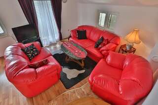 Апартаменты Apartments Koprivica Niksic Никшич Апартаменты с балконом-6